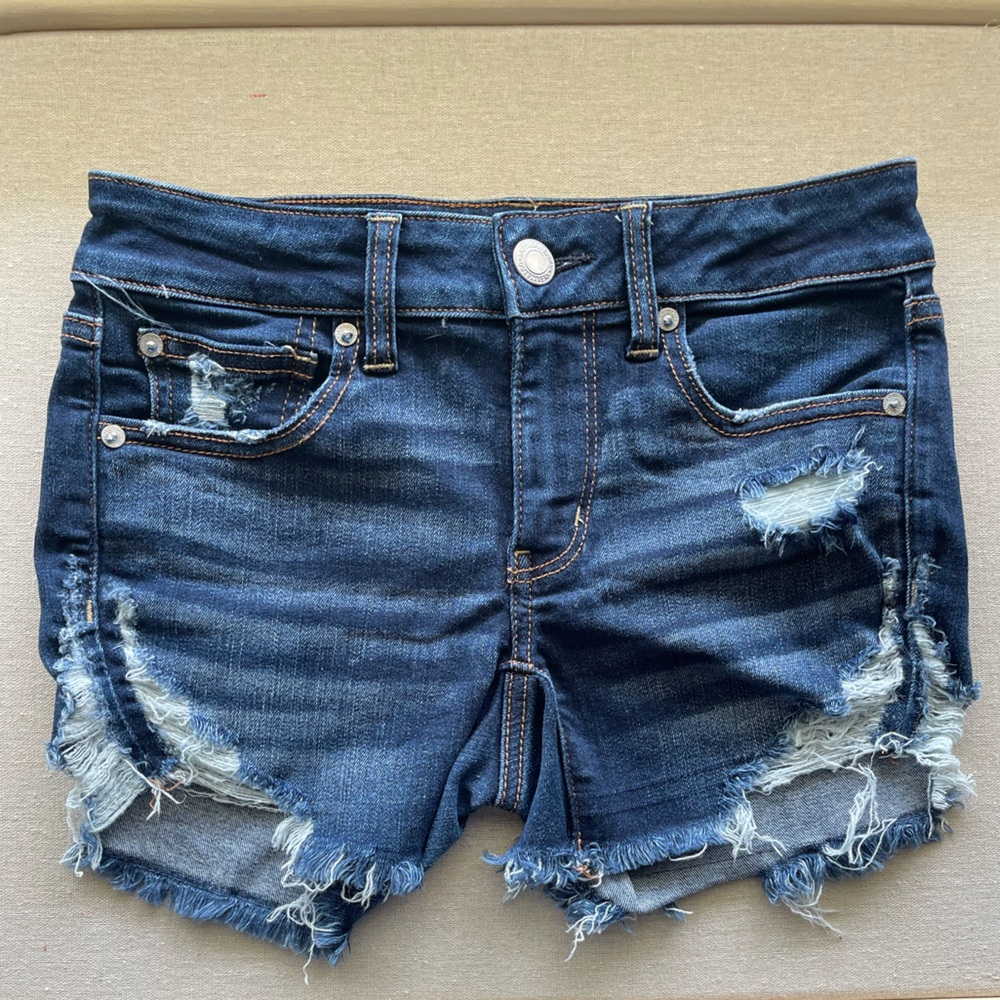 American Eagle Size 2 Midi Jean Shorts